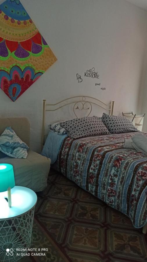Al Molo Sant'Eligio Hotel Таранто Екстериор снимка