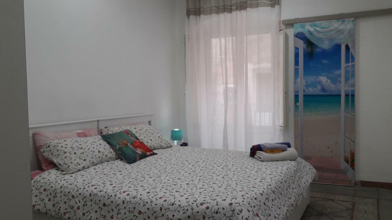 Al Molo Sant'Eligio Hotel Таранто Екстериор снимка