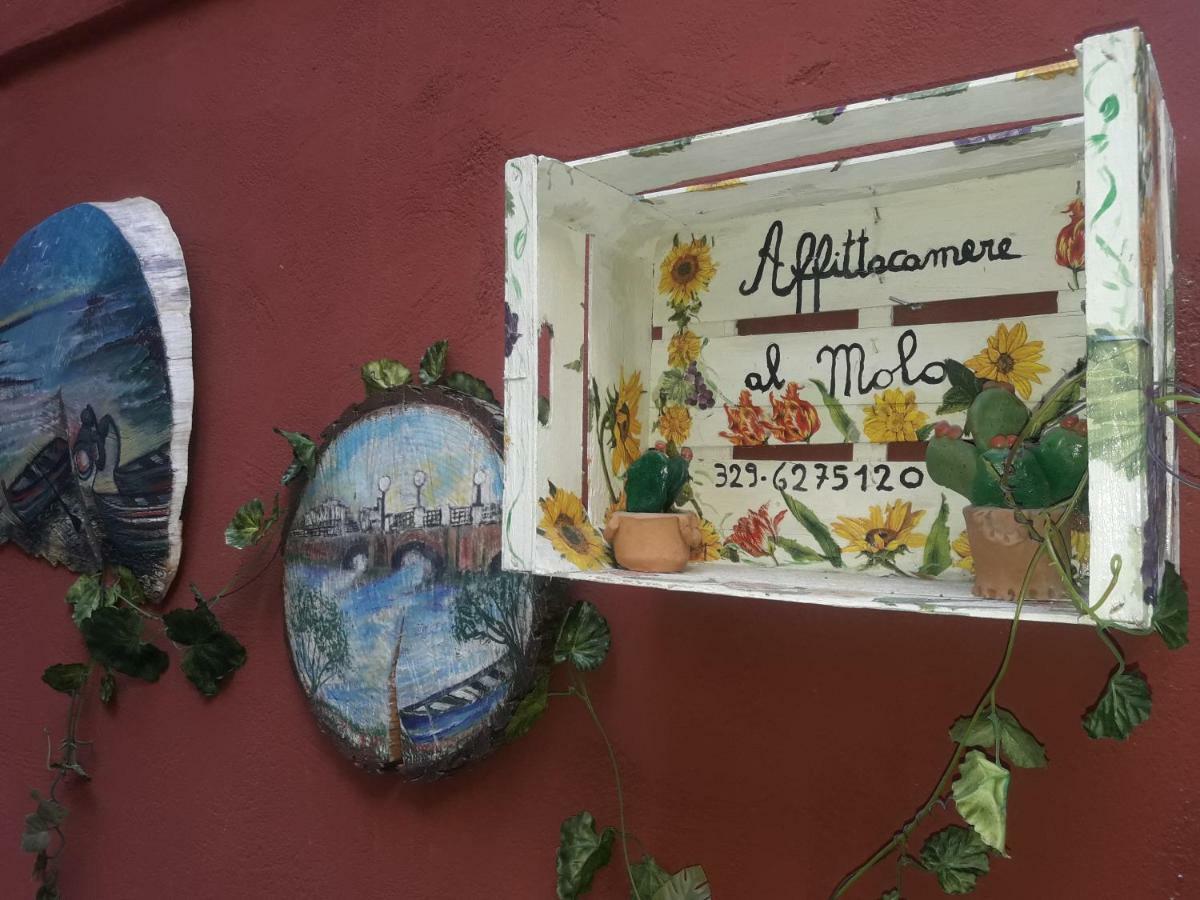 Al Molo Sant'Eligio Hotel Таранто Екстериор снимка